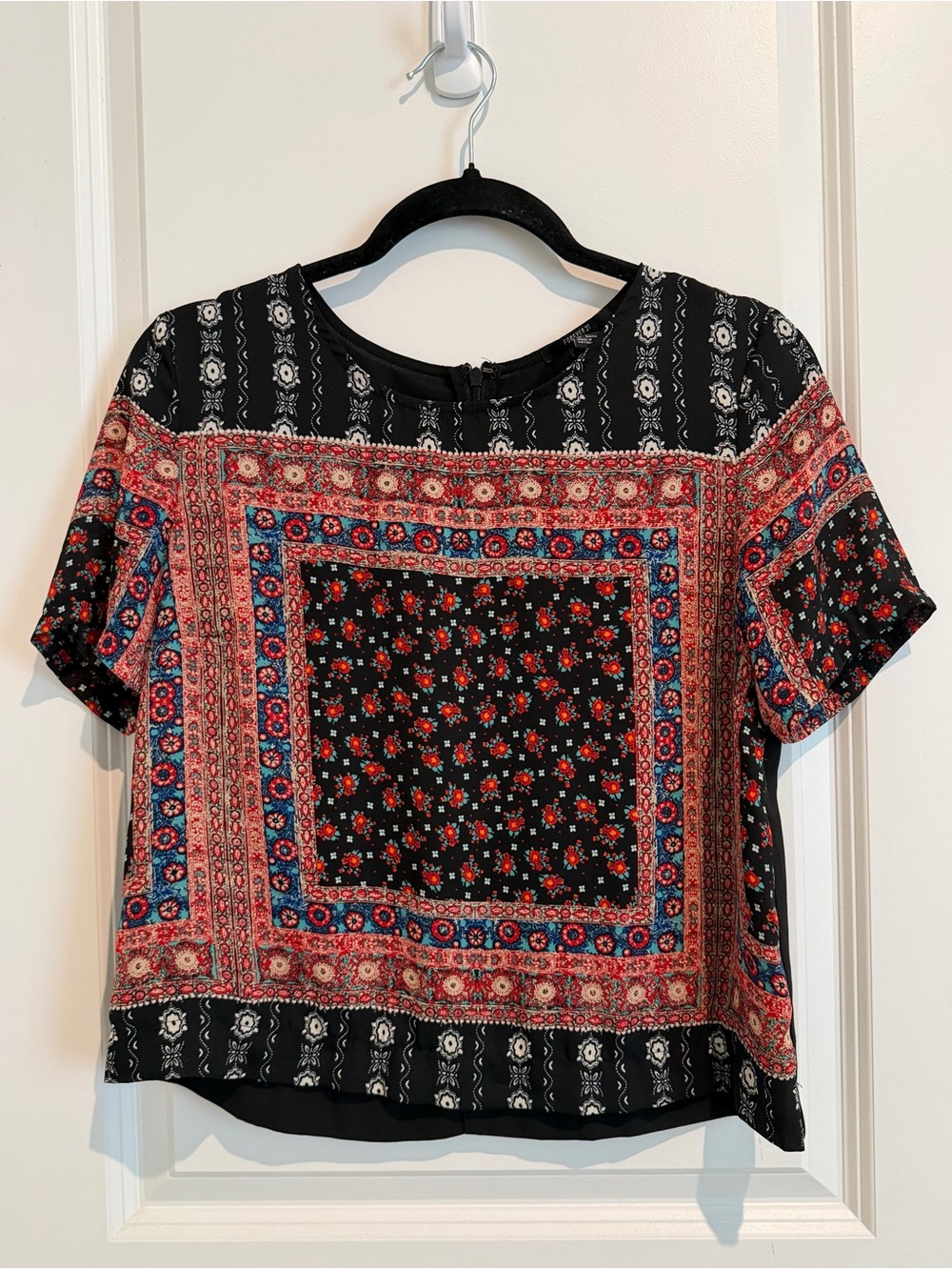 Women's Black Floral Print Short Sleeve Blouse (XS)